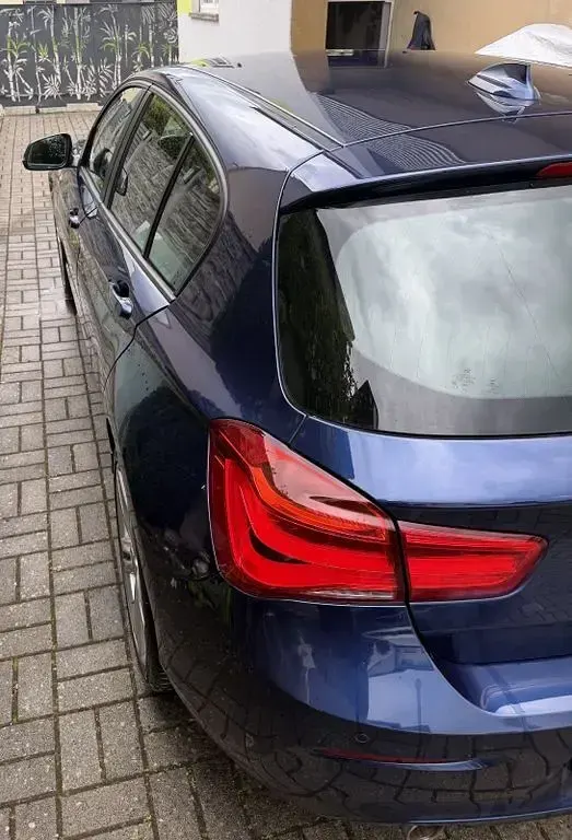 Gebraucht BMW 118 136 PS (100 kW) 2019 Blau Limousine