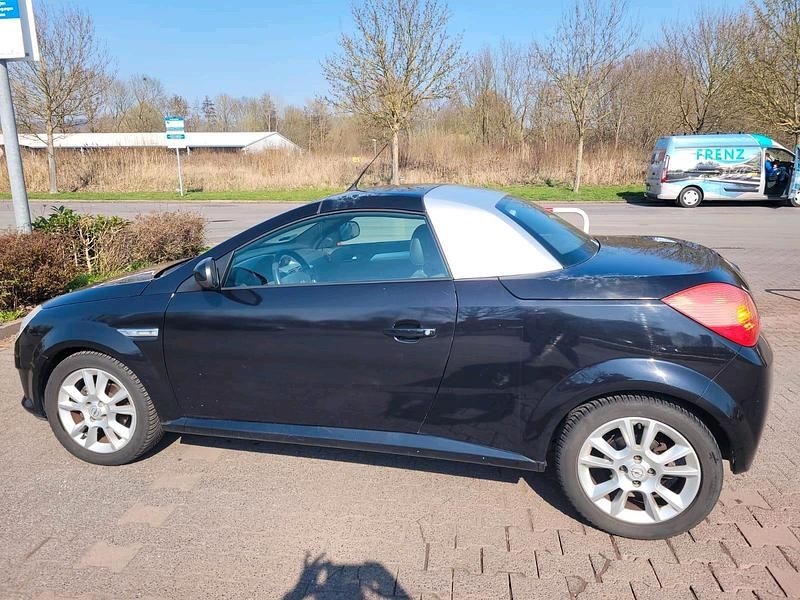 Gebraucht Opel Tigra 125 PS (91 kW) 2006 Schwarz Cabrio