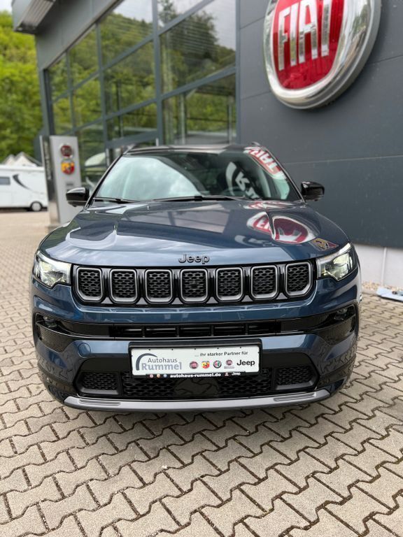 Gebraucht Jeep Compass 131 PS (96 kW) 2023 Blau SUV