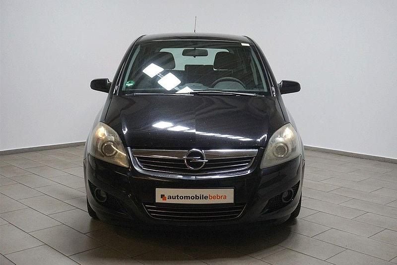 Gebraucht Opel Zafira 150 PS (110 kW) 2008 Schwarz Van / Kleinbus