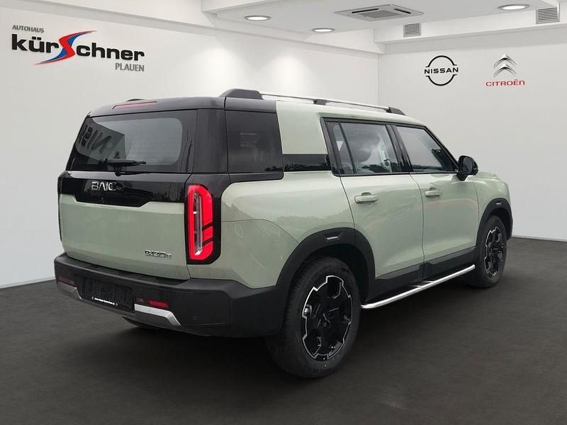 Neu Baic BJ30 280 PS (205 kW) 2025 Grün SUV