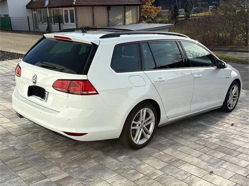Gebraucht VW Golf VII R-line 184 PS (135 kW) 2016 Weiß Kombi