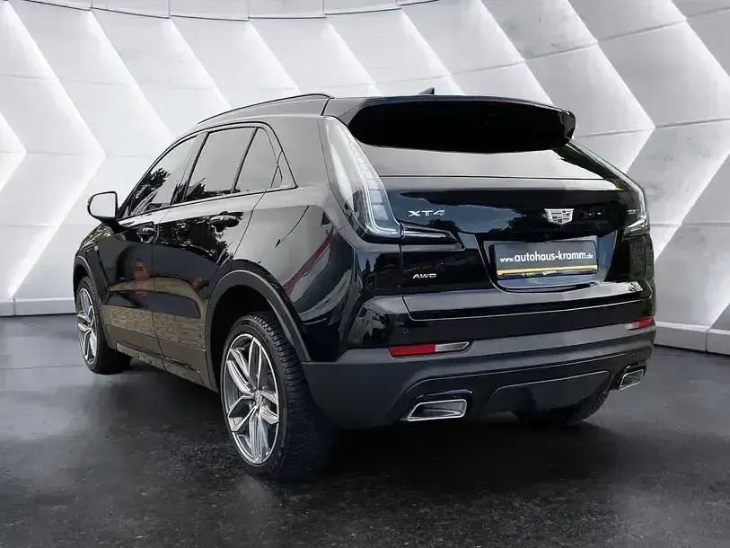 Gebraucht Cadillac XT4 230 PS (169 kW) 2023 Schwarz SUV