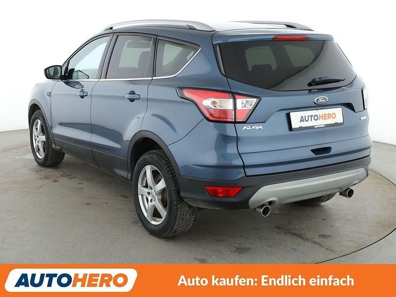 Gebraucht Ford Kuga Titanium 150 PS (110 kW) 2019 Blau SUV