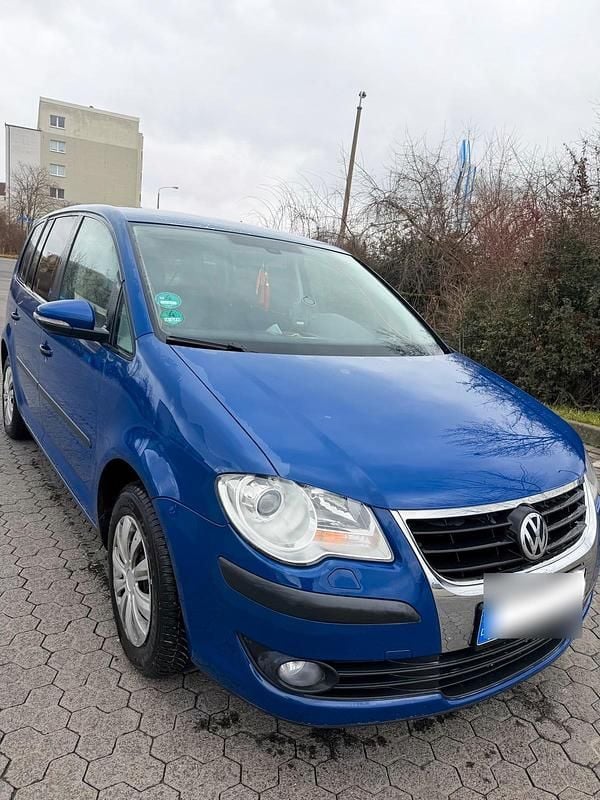 Gebraucht VW Touran 140 PS (102 kW) 2009 Blau Van / Kleinbus