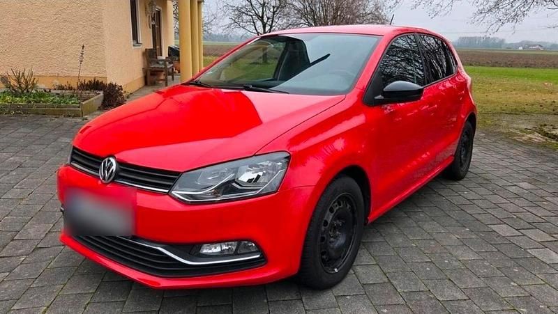Second-hand VW Polo 90 CP (66 kW) 2015 Roșu Hatchback