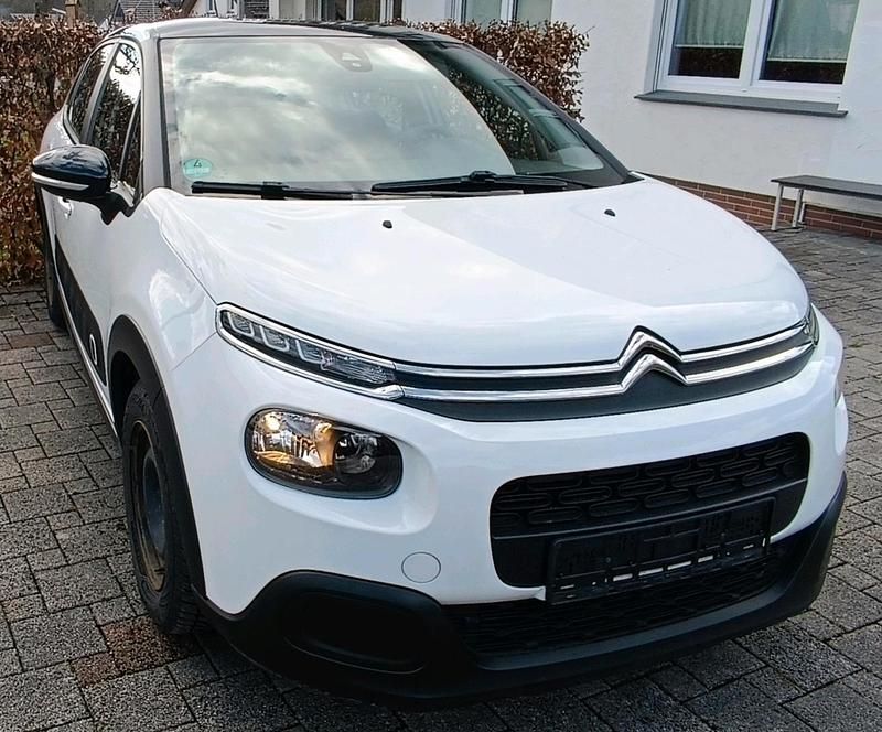 Gebraucht Citroën C3 81 PS (59 kW) 2018 Weiß Kleinwagen