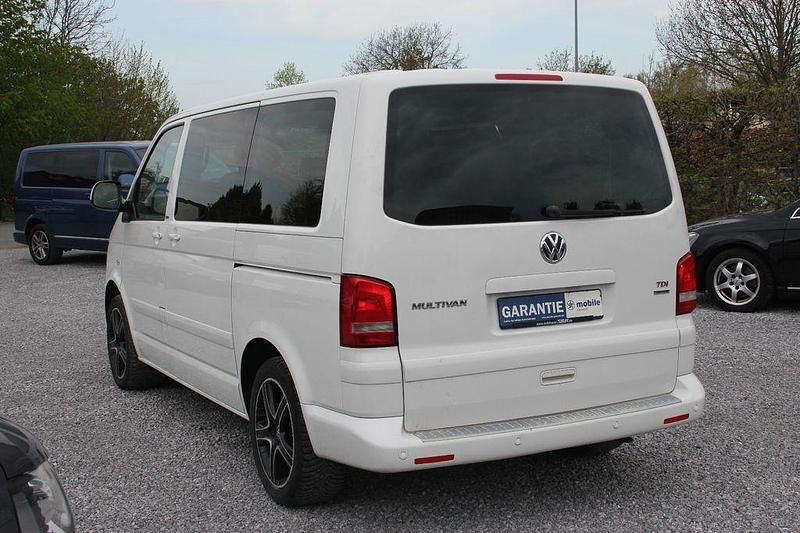 Gebraucht VW Multivan Match 179 PS (131 kW) 2012 Weiß Van