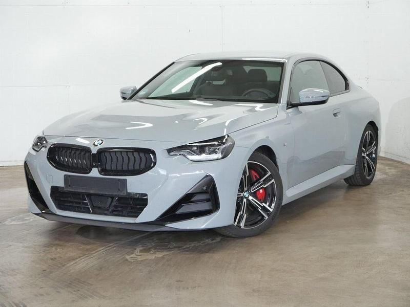 M brooklyn grau Gebraucht 2025 BMW 230 Performance Coupé | 47.950 € (Guter Preis) - Bild 1/4