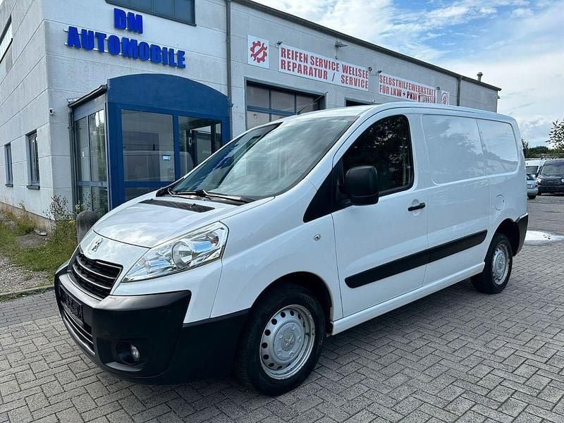 Weiß Gebraucht 2015 Peugeot Expert Van | 5.950 € (Guter Preis) - Bild 1/4