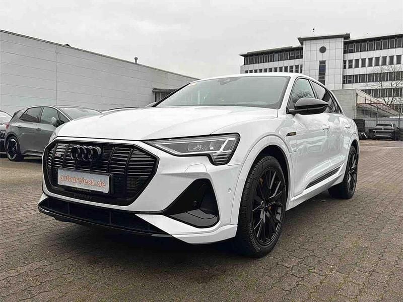 Gebraucht Audi e-tron Black Edition 300 kW (408 PS) 2022 Weiß SUV