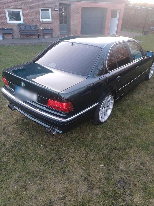Gebraucht BMW 735 234 PS (172 kW) 1996 Grün Limousine