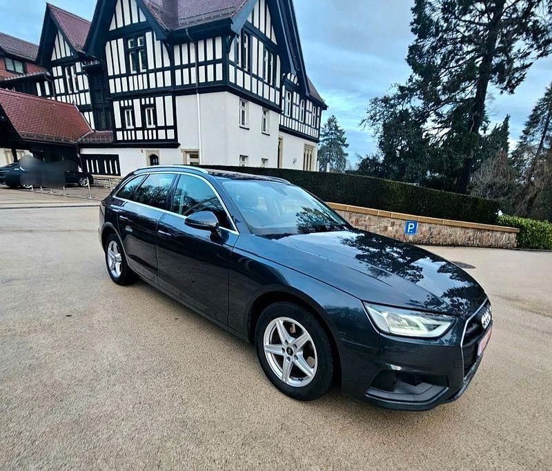 Gebraucht Audi A4 136 PS (100 kW) 2021 Grau Kombi