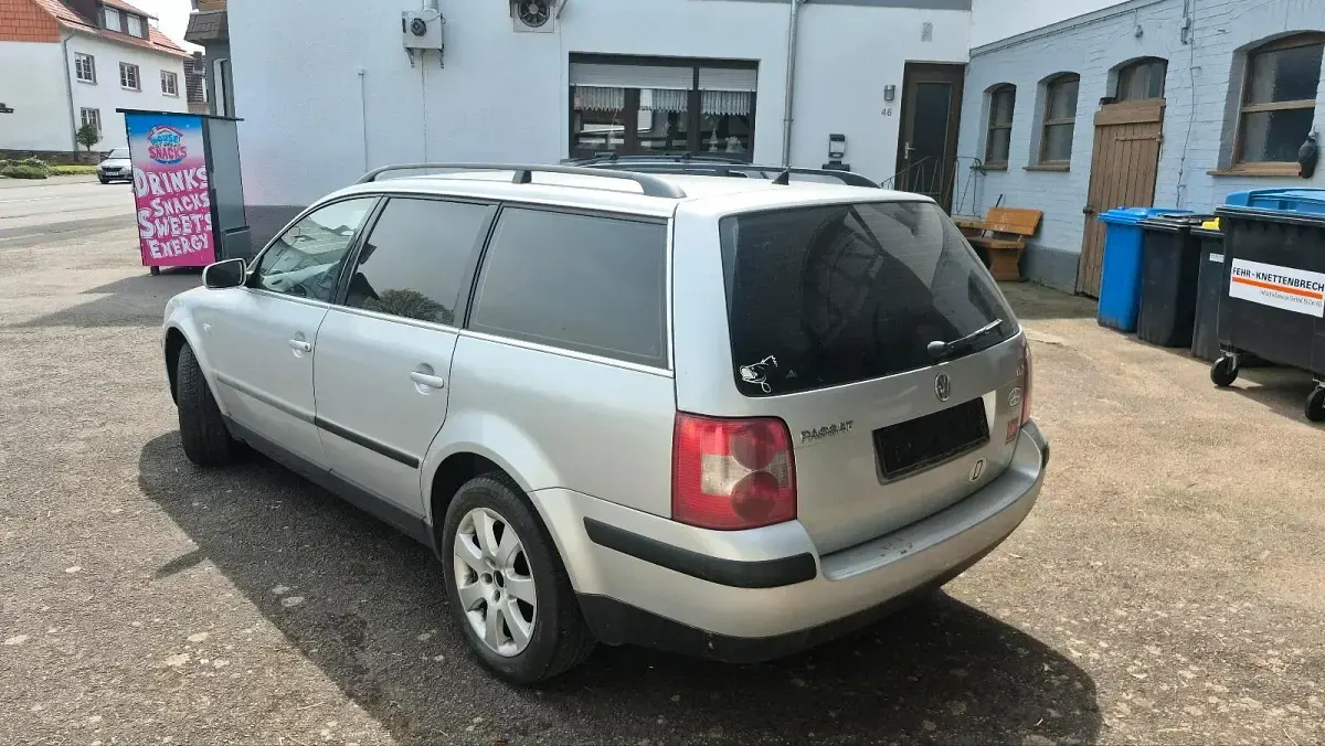 Gebraucht VW Passat 101 PS (74 kW) 2003 Grau Kombi
