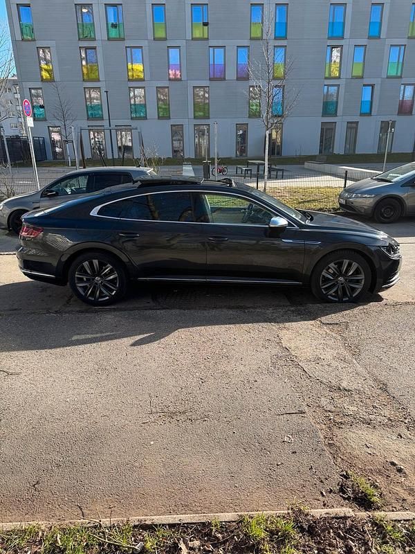 Second-hand VW Arteon 240 CP (176 kW) 2018 Gri Hatchback