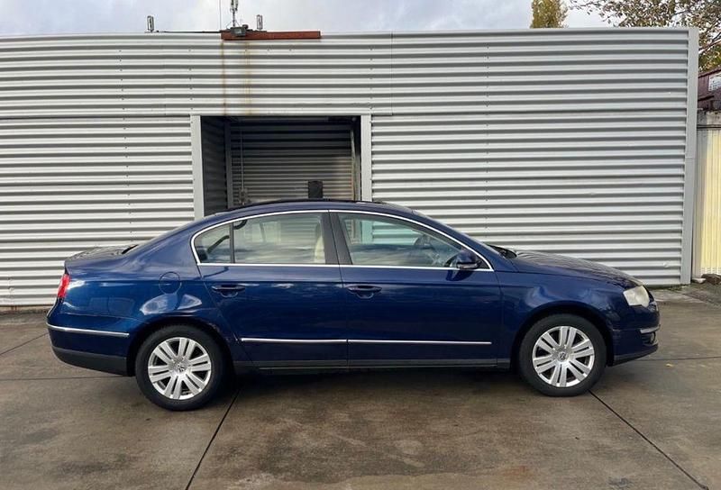 Gebraucht VW Passat Highline 150 PS (110 kW) 2005 Blau Limousine