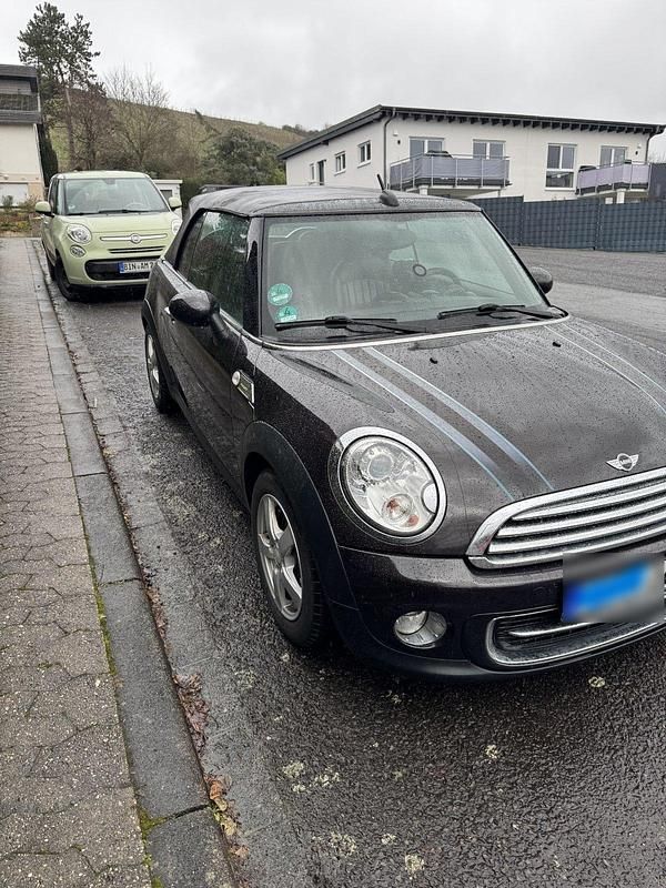 Gebraucht Mini Cooper Cabriolet 122 PS (89 kW) 2012 Braun Cabrio