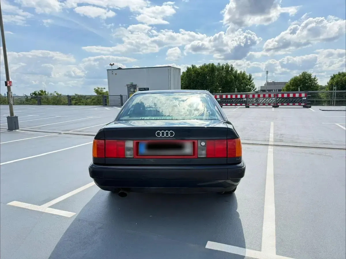 Gebraucht Audi 100 133 PS (97 kW) 1991 Blau Limousine