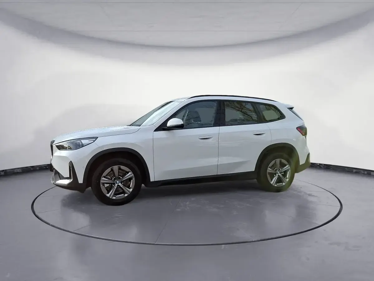 Usado BMW X1 156 HP (114 kW) 2025 Branco SUV