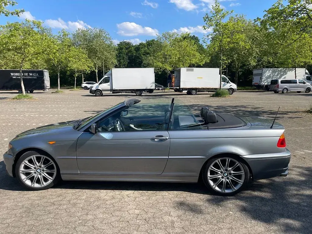 Gebraucht BMW 318 Cabriolet Performance 143 PS (105 kW) 2004 Silber Cabrio