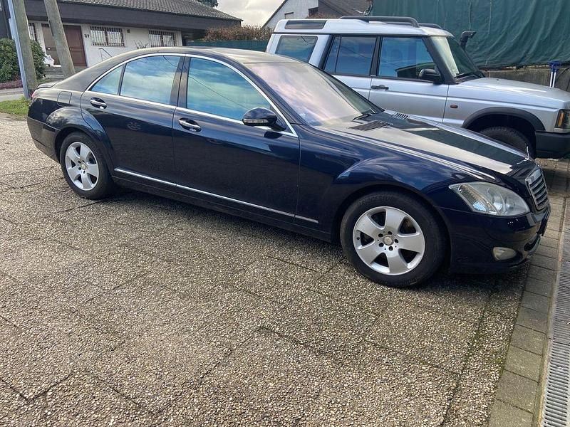 Gebraucht Mercedes S450 340 PS (250 kW) 2007 Blau Limousine