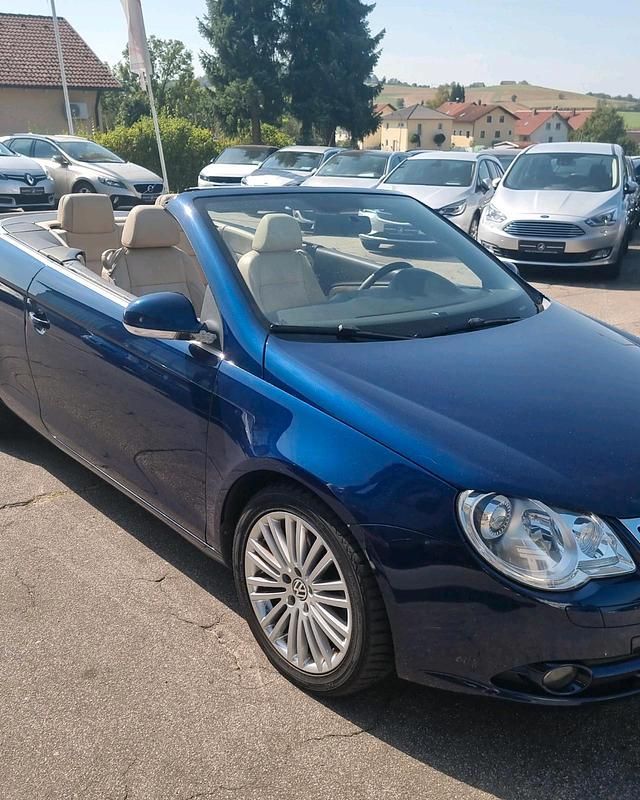 Gebraucht VW Eos 140 PS (102 kW) 2008 Blau Cabrio