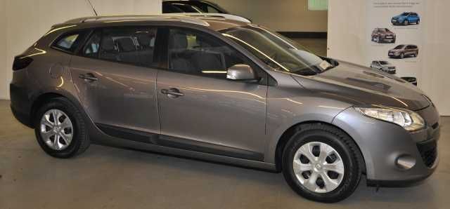 Gebraucht Renault Mégane GrandTour Expression 110 PS (80 kW) 2010 Grau metallic Kombi