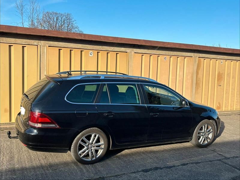 Gebraucht VW Golf VI Highline 122 PS (89 kW) 2011 Kleinwagen