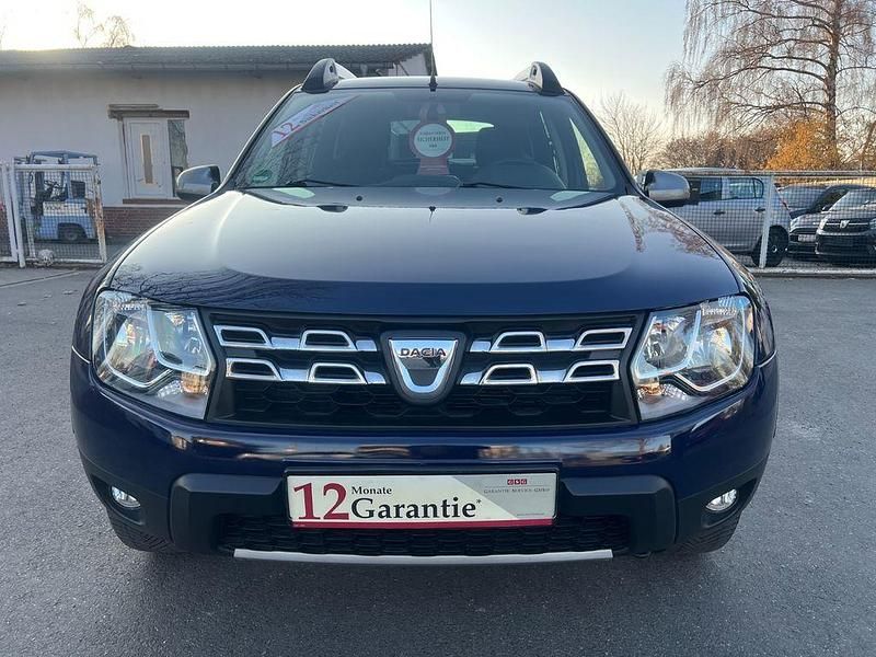 Gebraucht Dacia Duster Lauréate 105 PS (77 kW) 2015 Blau SUV