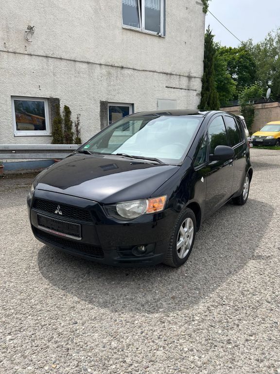 Schwarz Gebraucht 2009 Mitsubishi Colt Intense Van / Kleinbus | 2.400 € (Guter Preis) - Bild 1/4