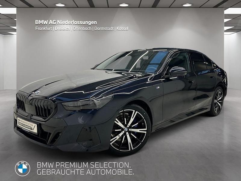 Schwarz Gebraucht 2024 BMW 520 Comfort Edition Limousine | 56.960 € (Fairer Preis) - Bild 1/3