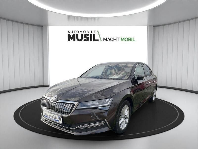 Magneticbraun metallic Gebraucht 2020 Skoda Superb Limousine | 22.999 € (Fairer Preis) - Bild 1/4