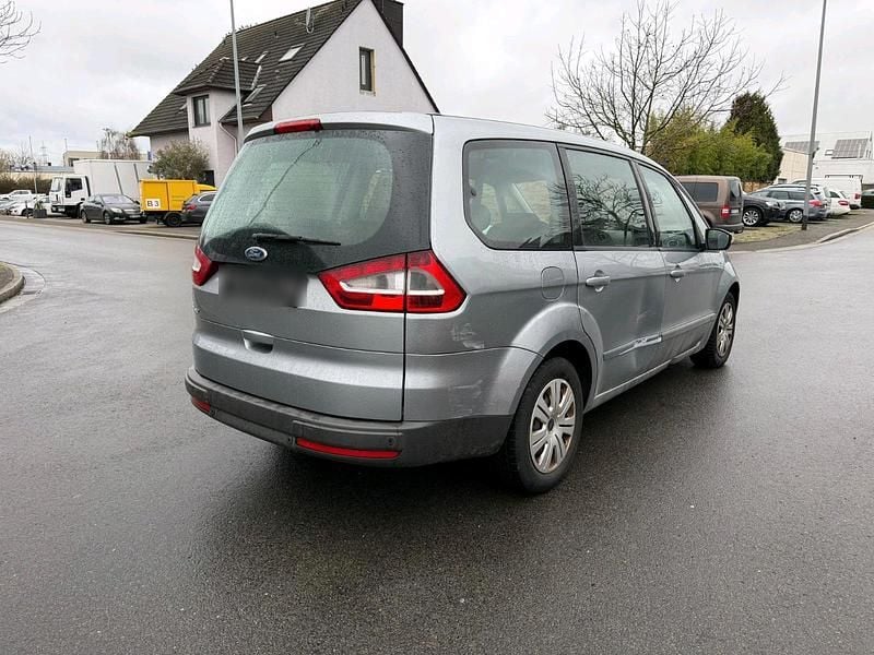Gebraucht Ford Galaxy 145 PS (106 kW) 2008 Grau Van / Kleinbus