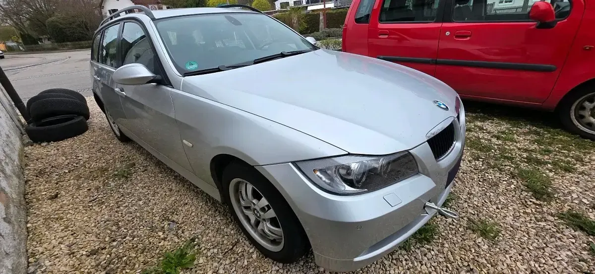 Gebraucht BMW 320 163 PS (119 kW) 2006 Silber Kombi
