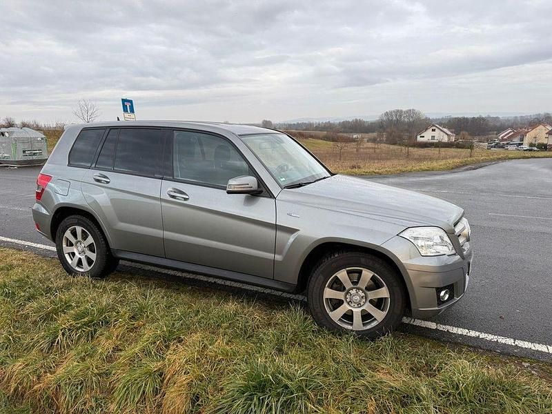 Gebraucht Mercedes GLK200 143 PS (105 kW) 2011 Grau SUV