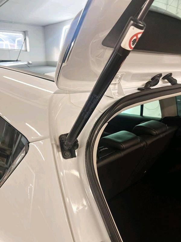 Second-hand Ford B-MAX 125 CP (91 kW) 2017 Alb Monovolum