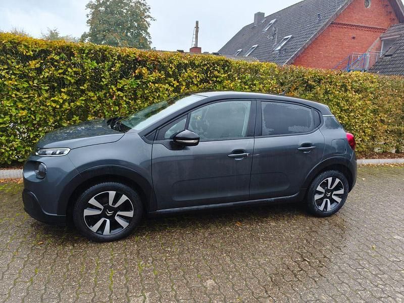 Grau Gebraucht 2017 Citroën C3 Feel Kleinwagen | 6.800 € (Superpreis) - Bild 1/4