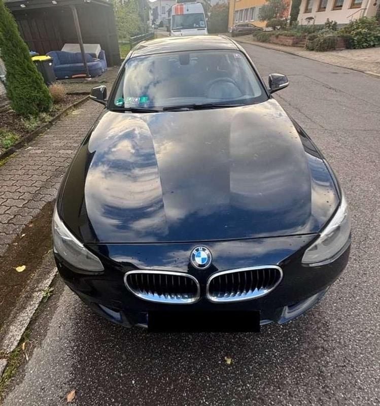 Schwarz Gebraucht 2011 BMW 116 Kleinwagen | 5.000 € (Guter Preis) - Bild 1/4