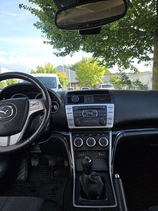 Grau Gebraucht 2009 Mazda 6 Comfort Limousine | 5.500 € - Bild 1/4