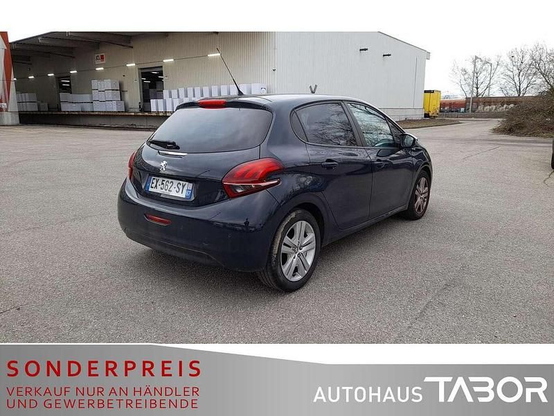 Second-hand Peugeot 208 Style 82 CP (60 kW) 2018 Gri Hatchback