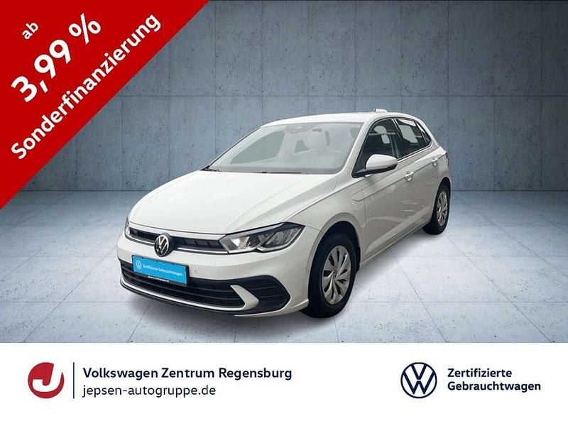 Pure white Gebraucht 2023 VW Polo Life Limousine | 15.370 € (Fairer Preis) - Bild 1/2