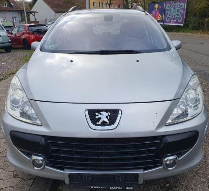 Silber Gebraucht 2006 Peugeot 307 Limousine | 3.850 € - Bild 1/4