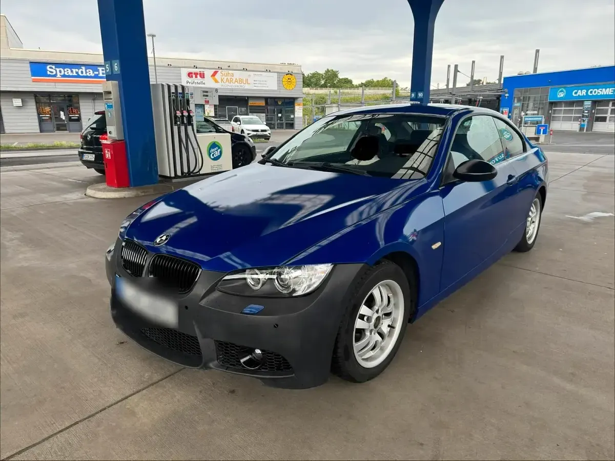 Gebraucht BMW 320 170 PS (125 kW) 2007 Blau Coupé