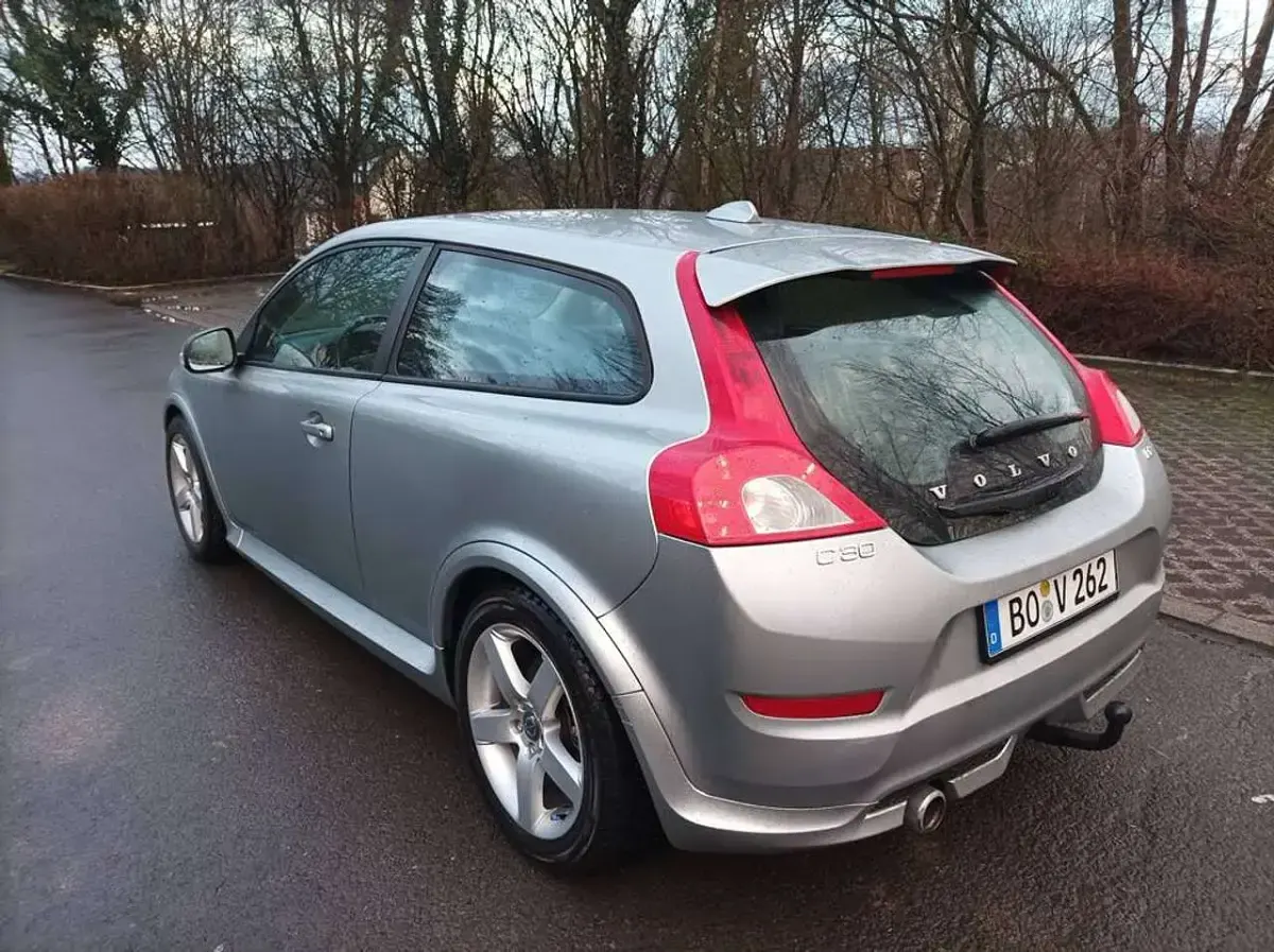 Gebraucht Volvo C30 R-Design 114 PS (83 kW) 2010 Silber Kleinwagen
