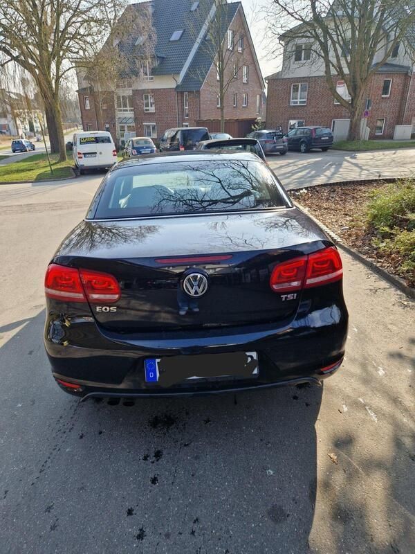 Schwarz Gebraucht 2012 VW Eos Cabrio | 8.299 € (Fairer Preis) - Bild 1/4