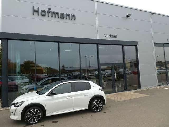 Weiß Gebraucht 2021 Peugeot e-208 GT Kleinwagen | 15.950 € (Guter Preis) - Bild 1/4