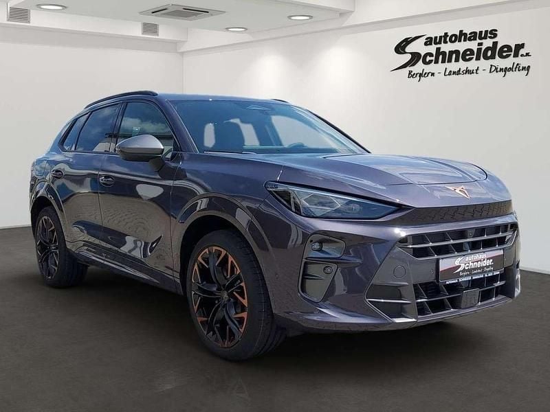 Neu Cupra Terramar VZ 265 PS (194 kW) 2025 Dark void SUV