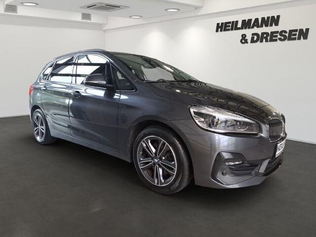 Gebraucht BMW 220 Active Tourer Sport Line 192 PS (141 kW) 2019 Grau Van / Kleinbus