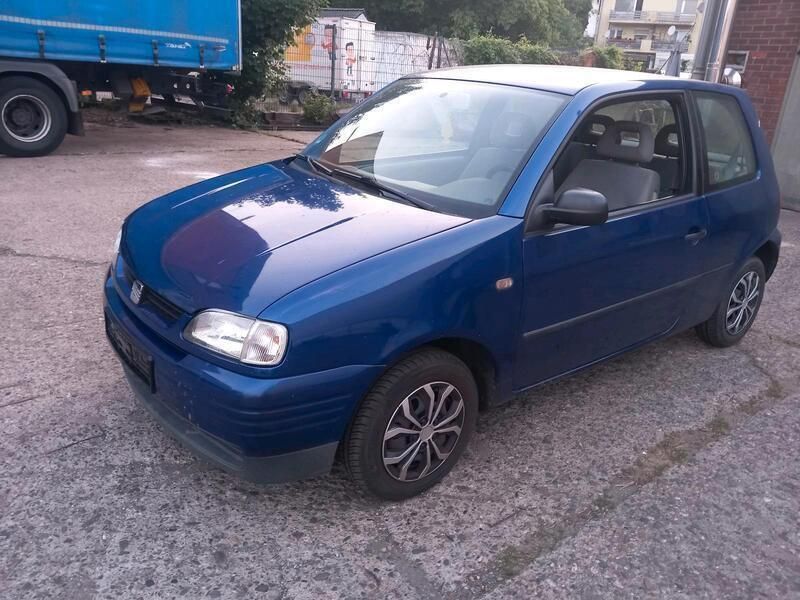 Blau Gebraucht 2000 Seat Arosa Kleinwagen | 999 € (Guter Preis) - Bild 1/4