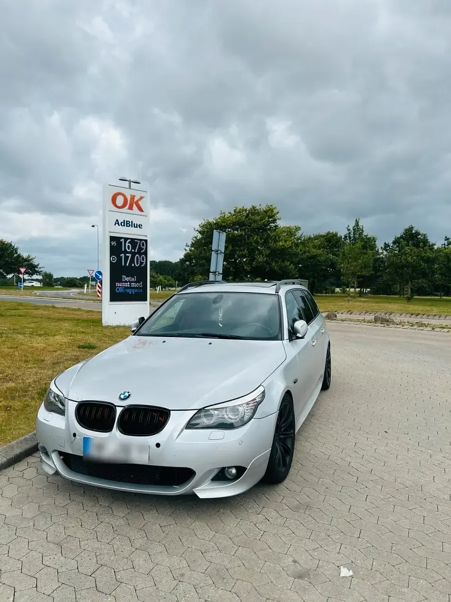 Gebraucht BMW 520 M Sport 177 PS (130 kW) 2010 Silber Kombi